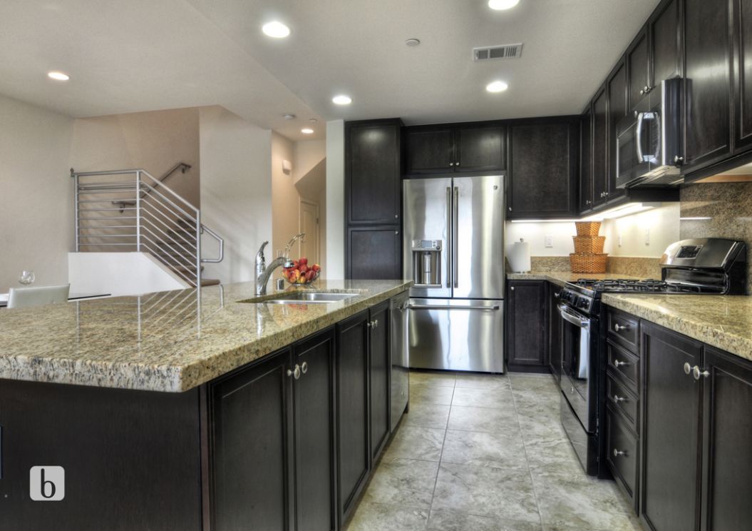 85 Waldorf , Irvine CA: 