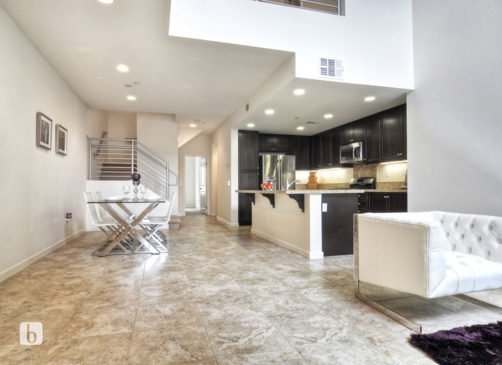 85 Waldorf , Irvine CA: 