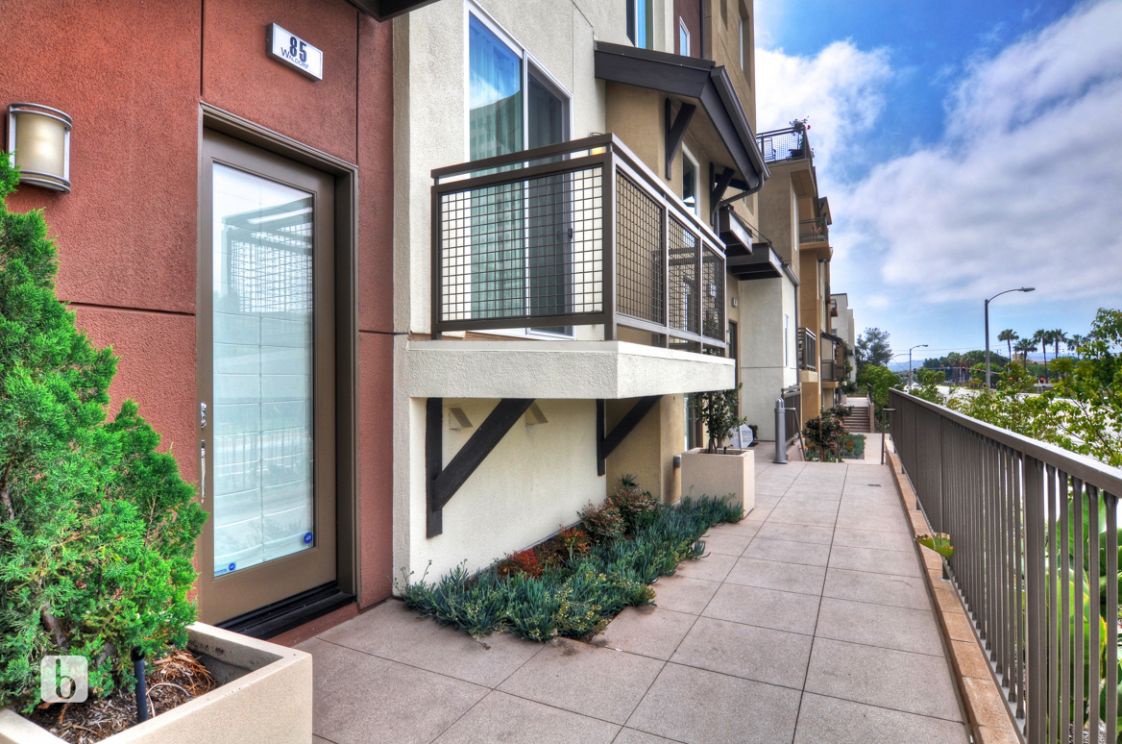 85 Waldorf , Irvine CA: 