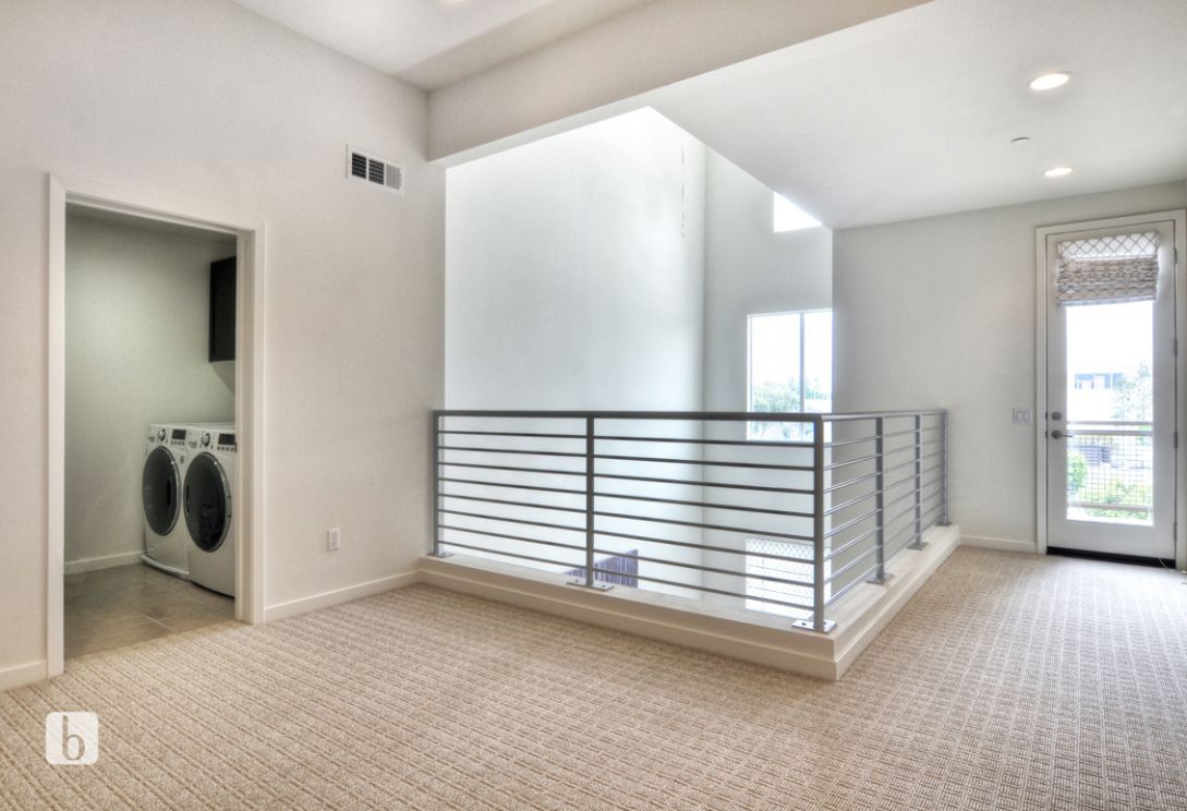 85 Waldorf , Irvine CA: 