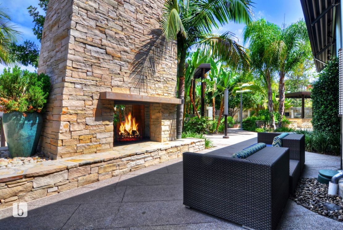 85 Waldorf , Irvine CA: 