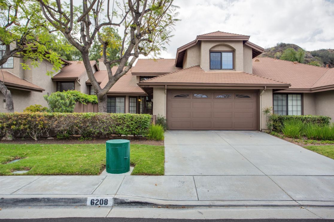 6208  East Twin Peak  Circle , Anaheim Hills CA: 