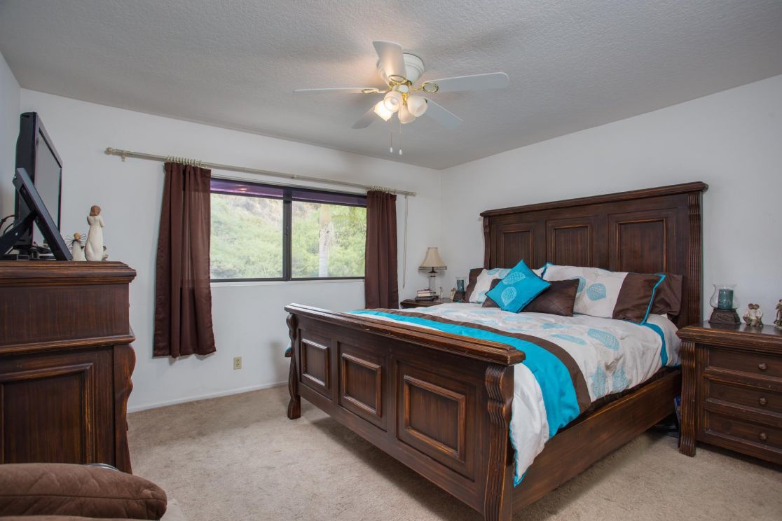 6208  East Twin Peak  Circle , Anaheim Hills CA: 