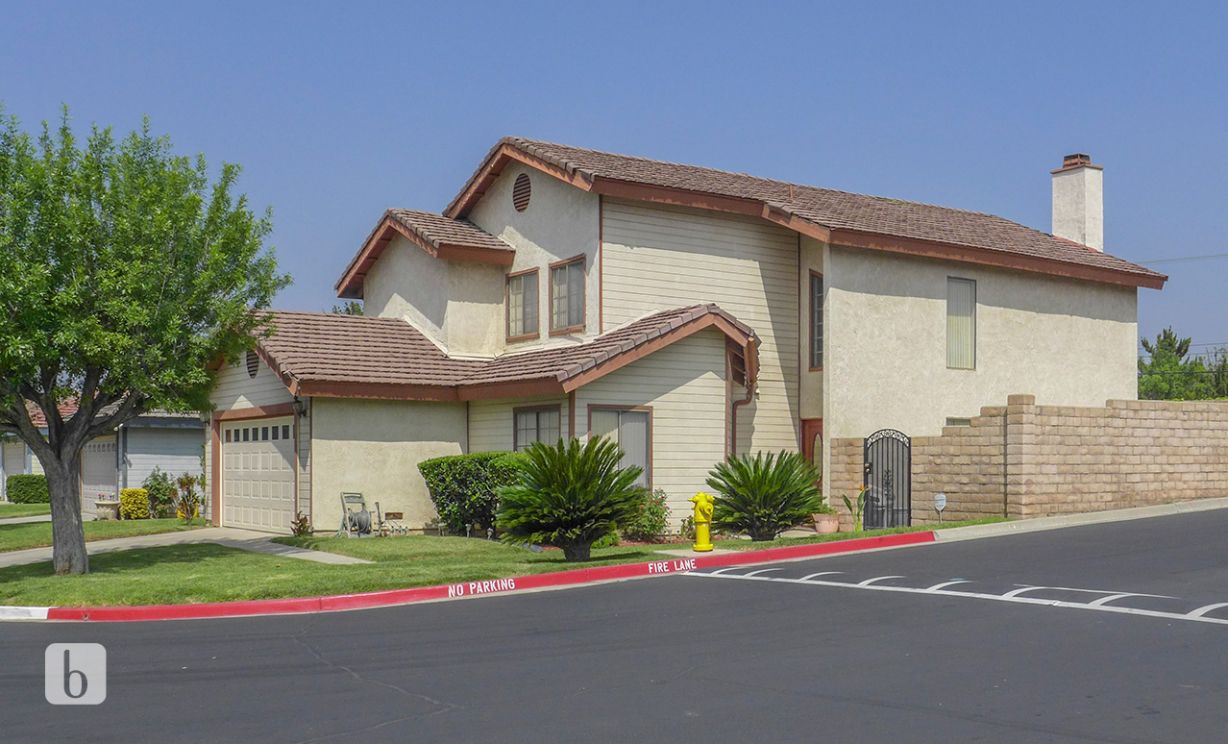 218 W Cerritos Street, Rialto CA: