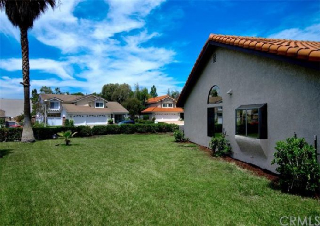 5160 VIA MARIPOSA , Yorba Linda CA: 
