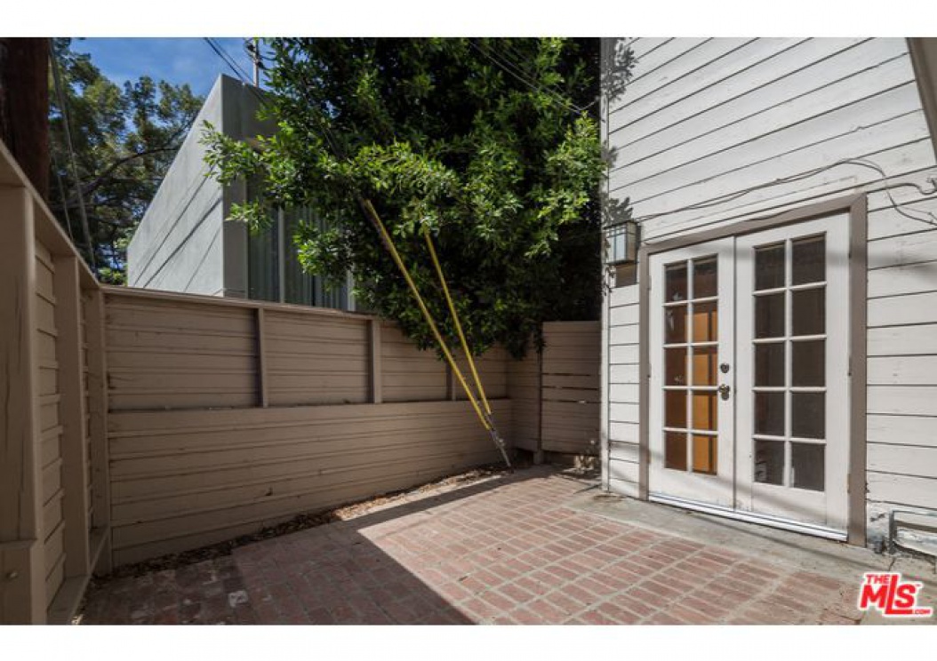 9831 EASTON Drive , Beverly Hills CA: 