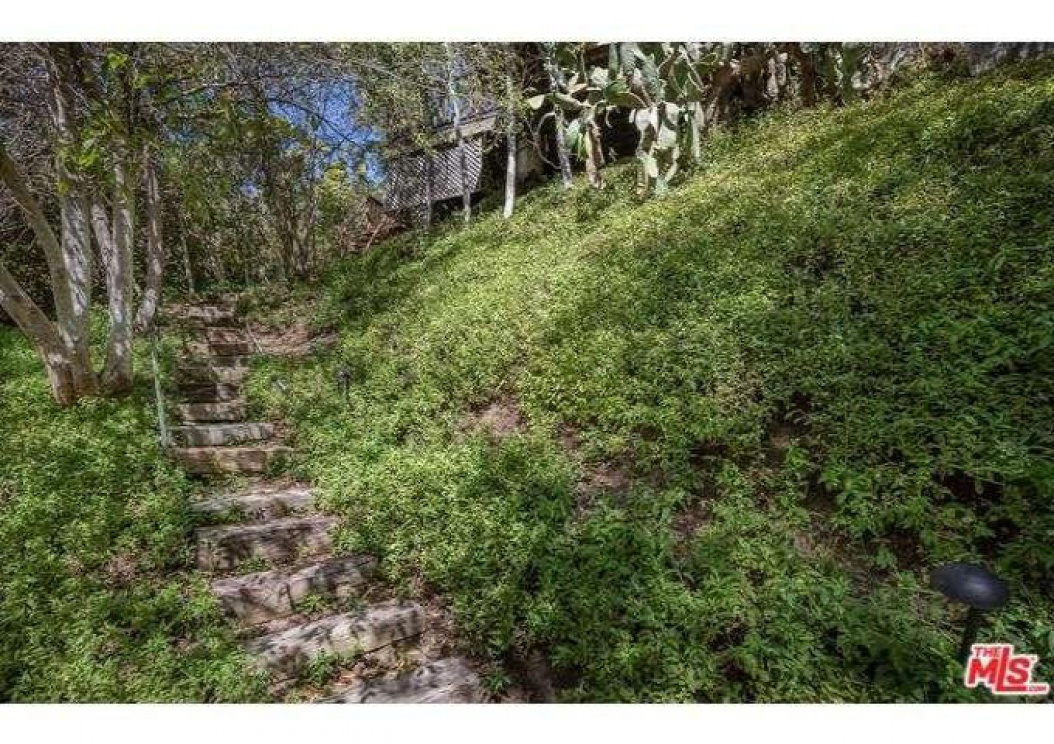 9831 EASTON Drive , Beverly Hills CA: 