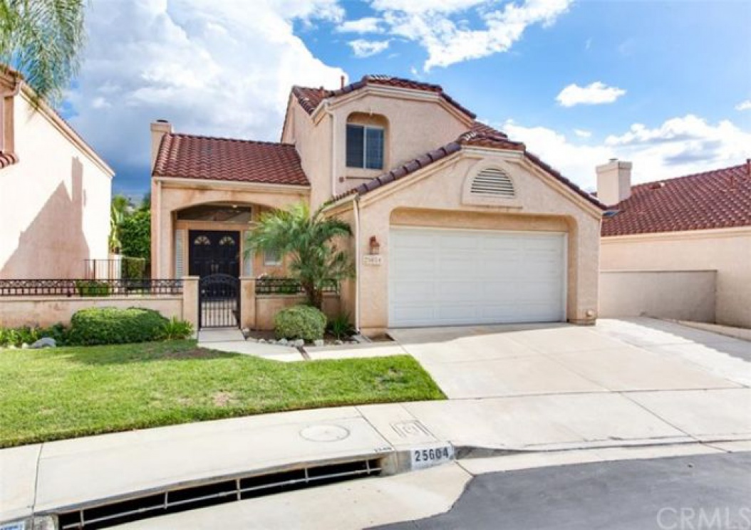 25604   Aragon  Way , Yorba Linda CA: 