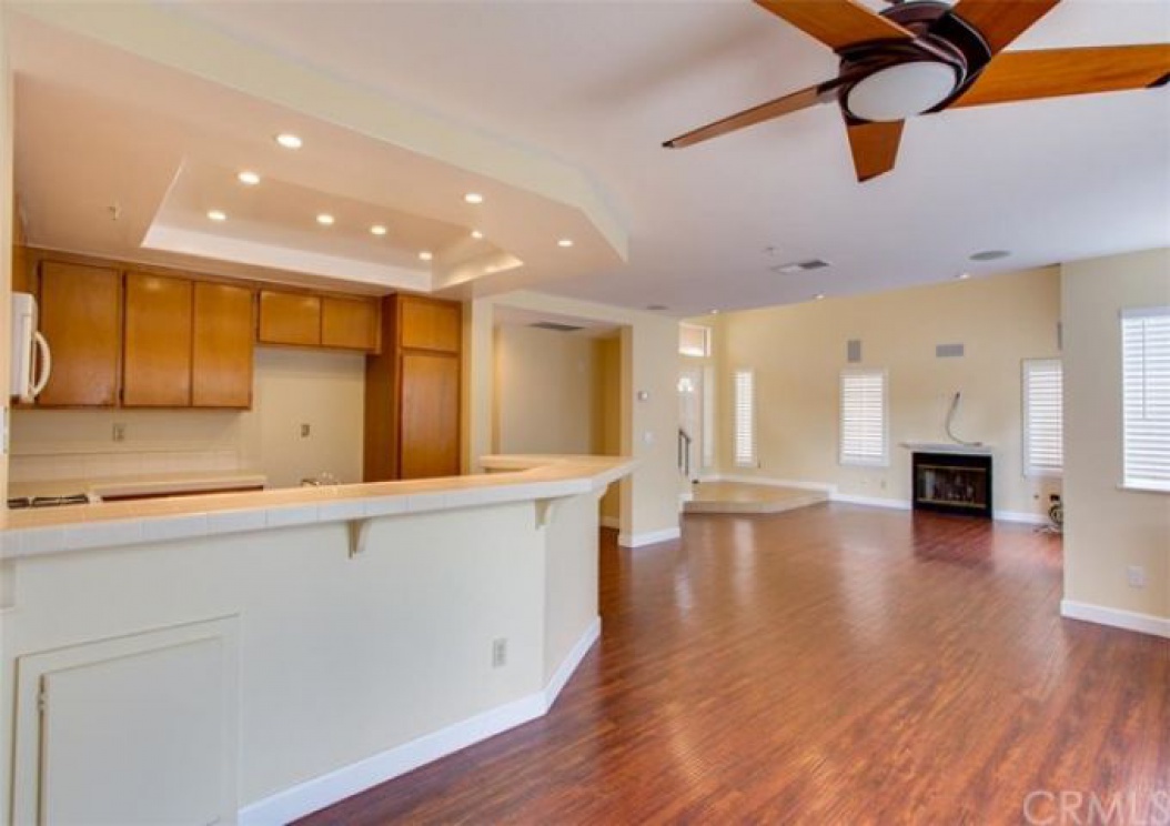 25604   Aragon  Way , Yorba Linda CA: 