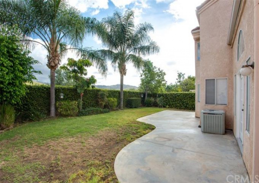 25604   Aragon  Way , Yorba Linda CA: 