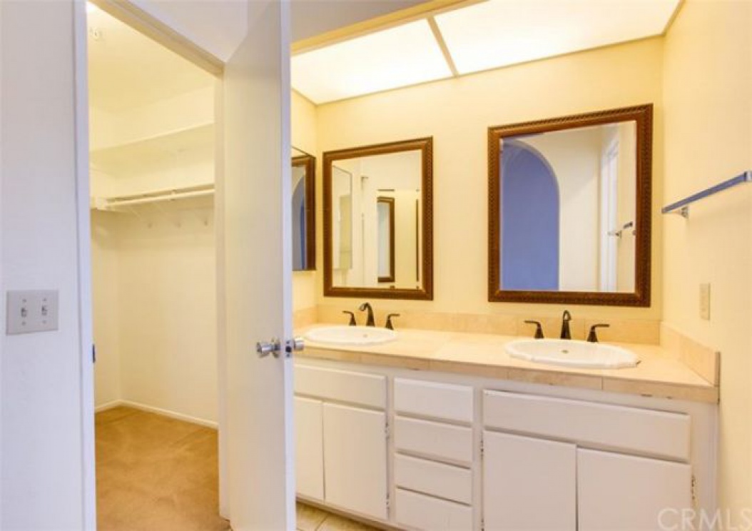 25604   Aragon  Way , Yorba Linda CA: 