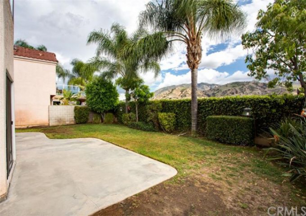 25604   Aragon  Way , Yorba Linda CA: 