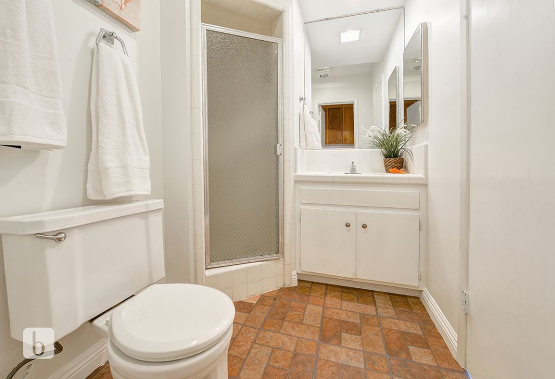 1905  East Almond  Drive , Anaheim CA: 