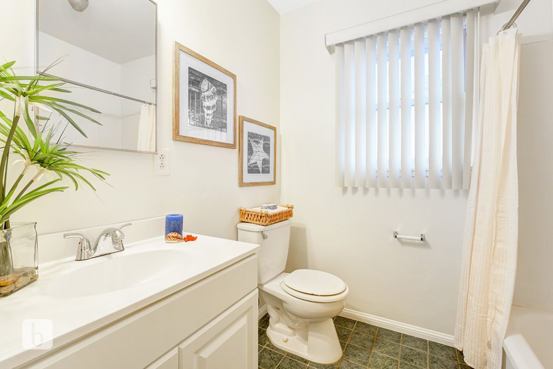 1905  East Almond  Drive , Anaheim CA: 