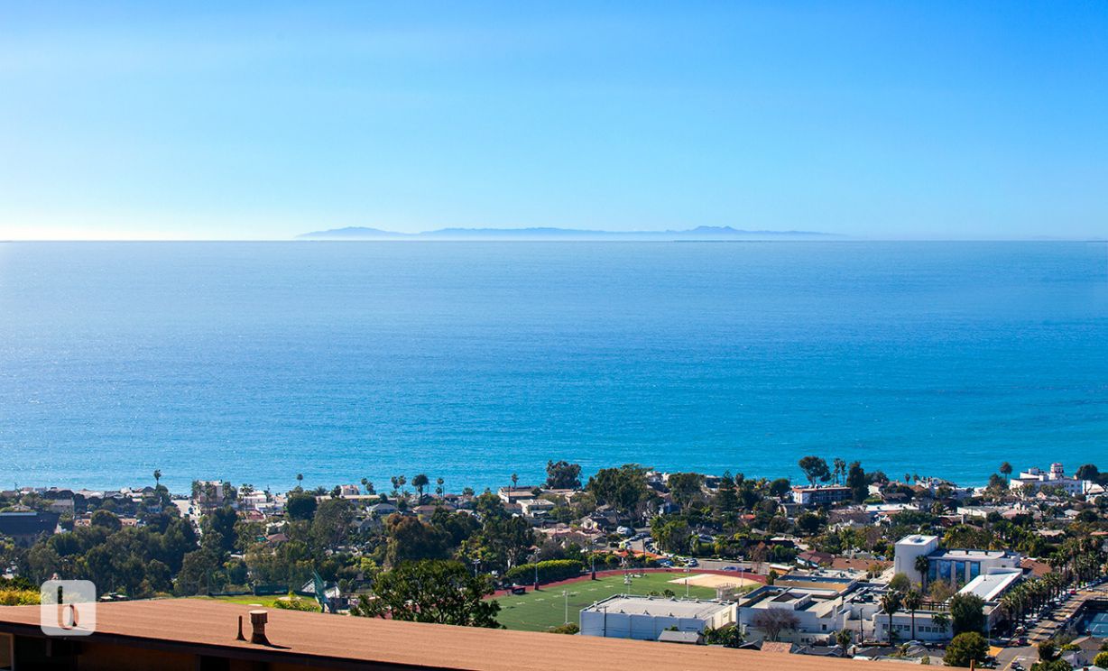 1677 Thurston Drive, Laguna Beach CA: