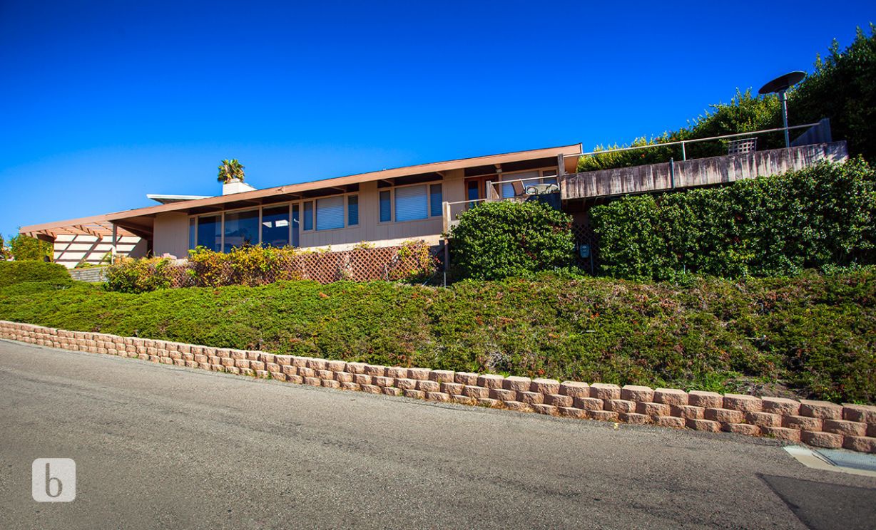 1677 Thurston Drive, Laguna Beach CA: