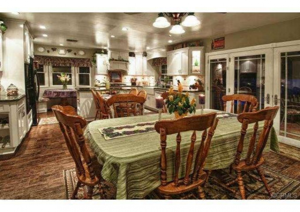 1001 North Euclid Street , La Habra CA: 