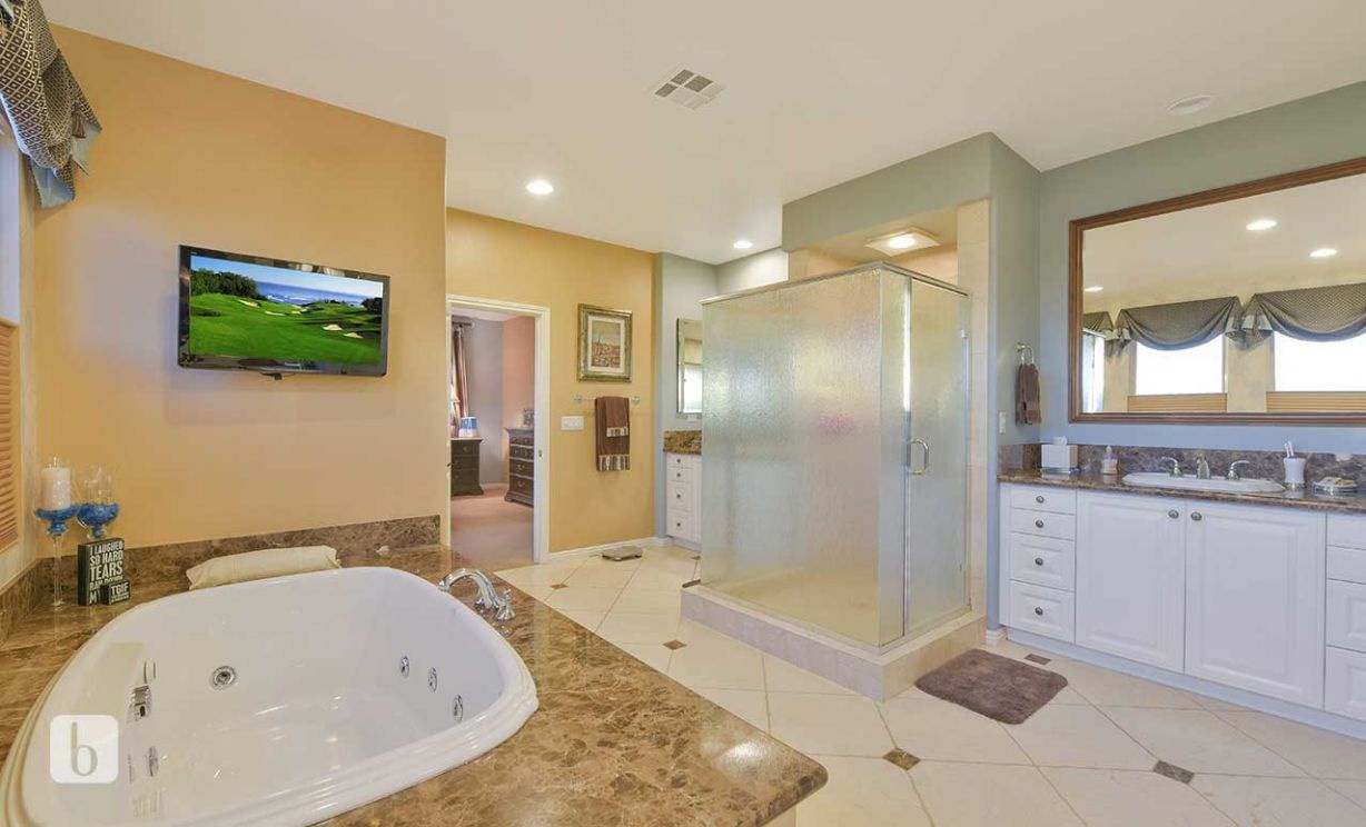 4013   Hoosier Lawn  Way , Yorba Linda CA: 