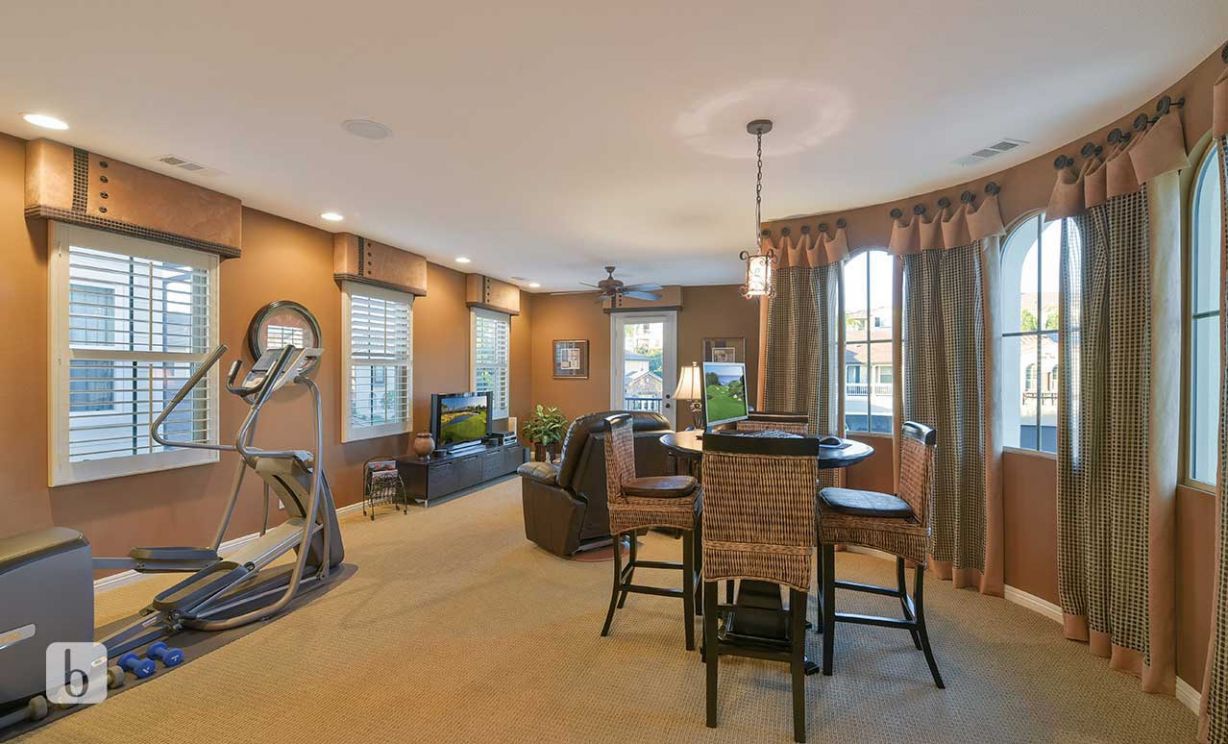 4013   Hoosier Lawn  Way , Yorba Linda CA: 