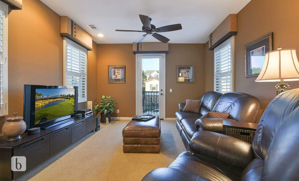 4013   Hoosier Lawn  Way , Yorba Linda CA: 