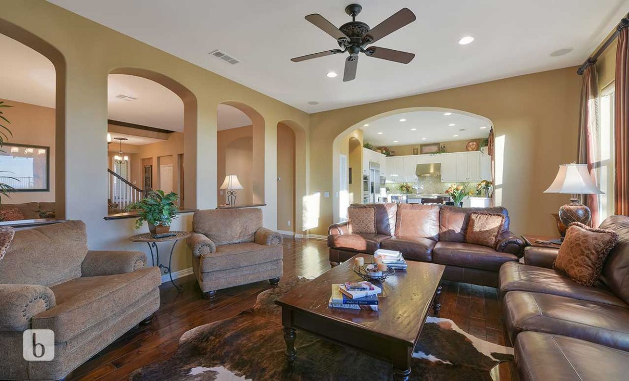 4013   Hoosier Lawn  Way , Yorba Linda CA: 