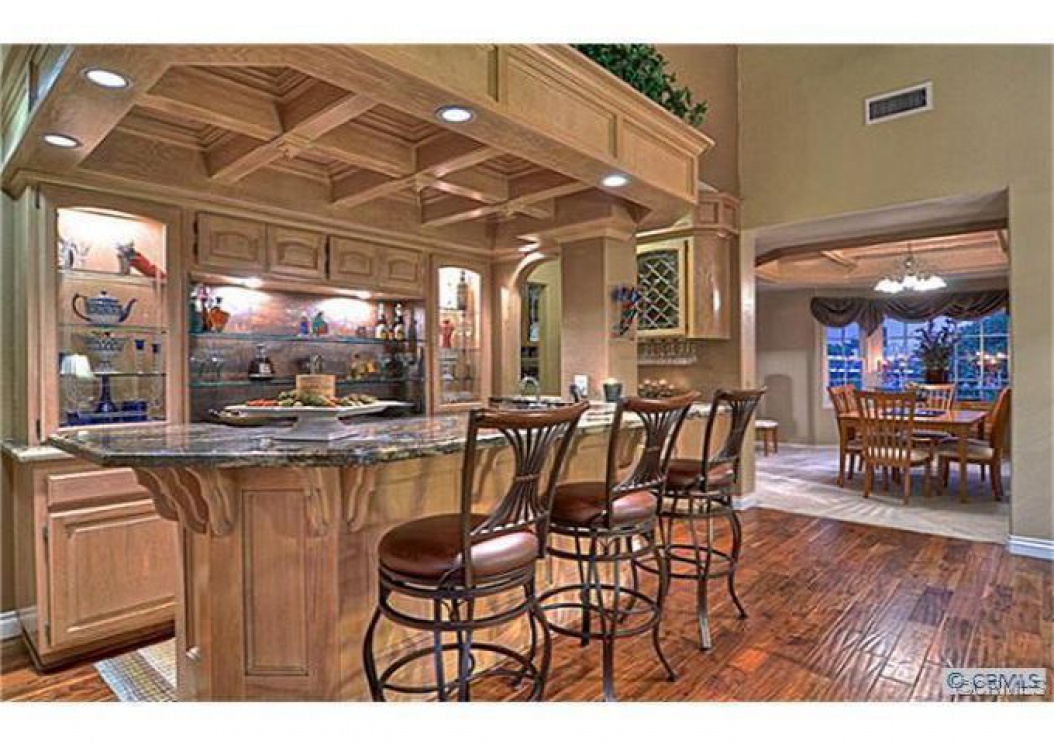 2215 VALLE Drive, La Habra Height CA: 