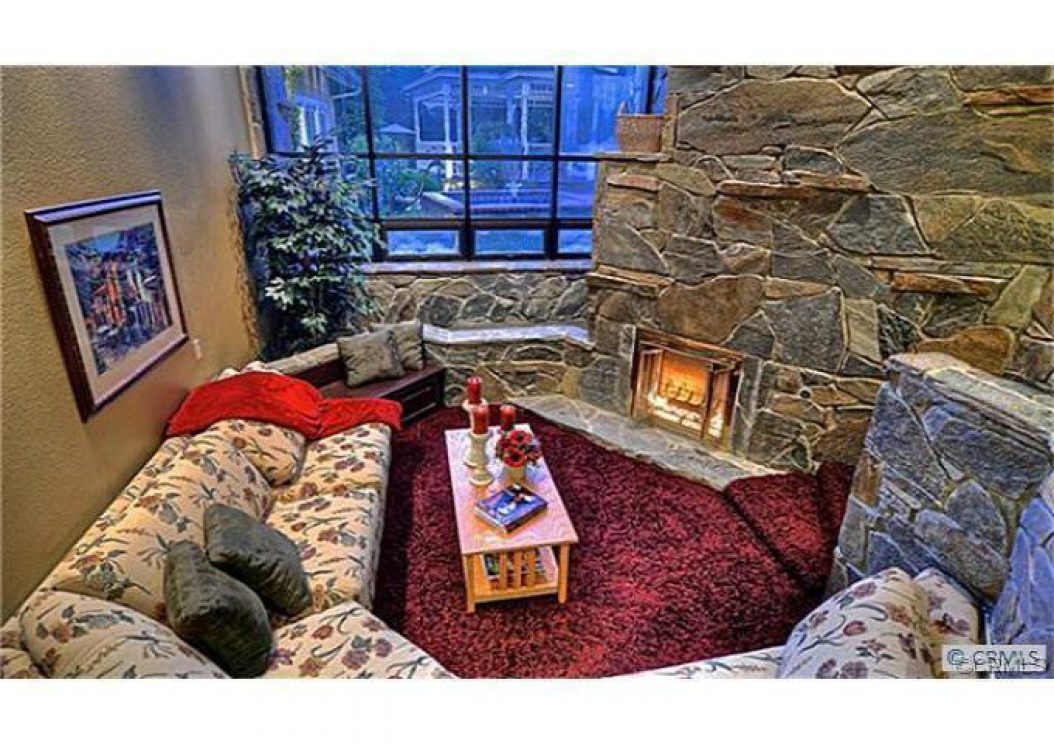 2215 VALLE Drive, La Habra Height CA: 