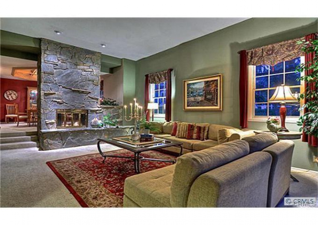 2215 VALLE Drive, La Habra Height CA: 