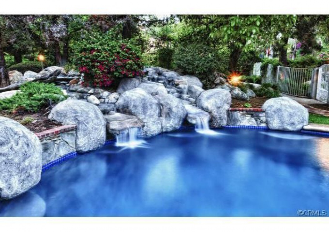 2215 VALLE Drive, La Habra Height CA: 