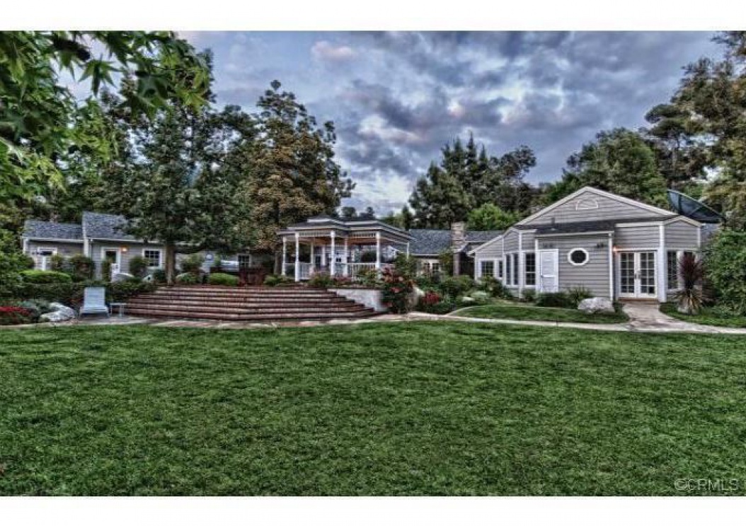 2215 VALLE Drive, La Habra Height CA: 