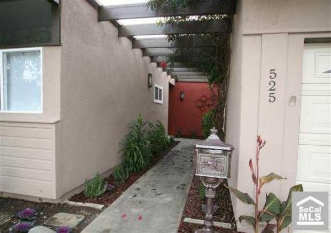 525 N Cornell Ave, Fullerton CA: 