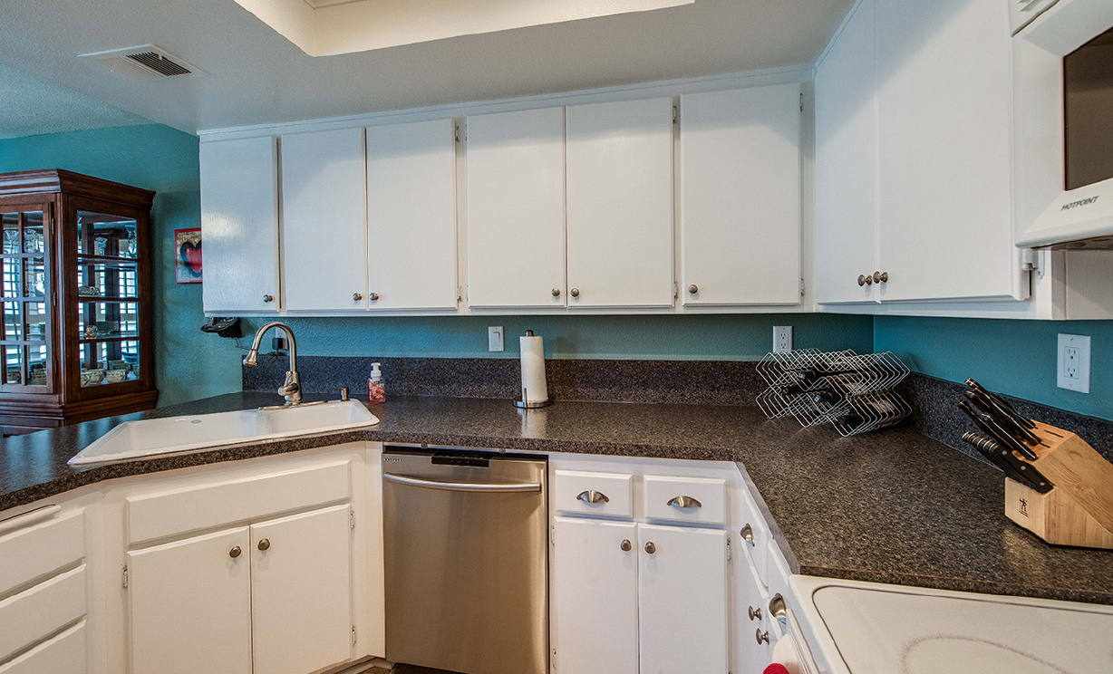 16 Daylily, Rancho Santa Margarita CA: 