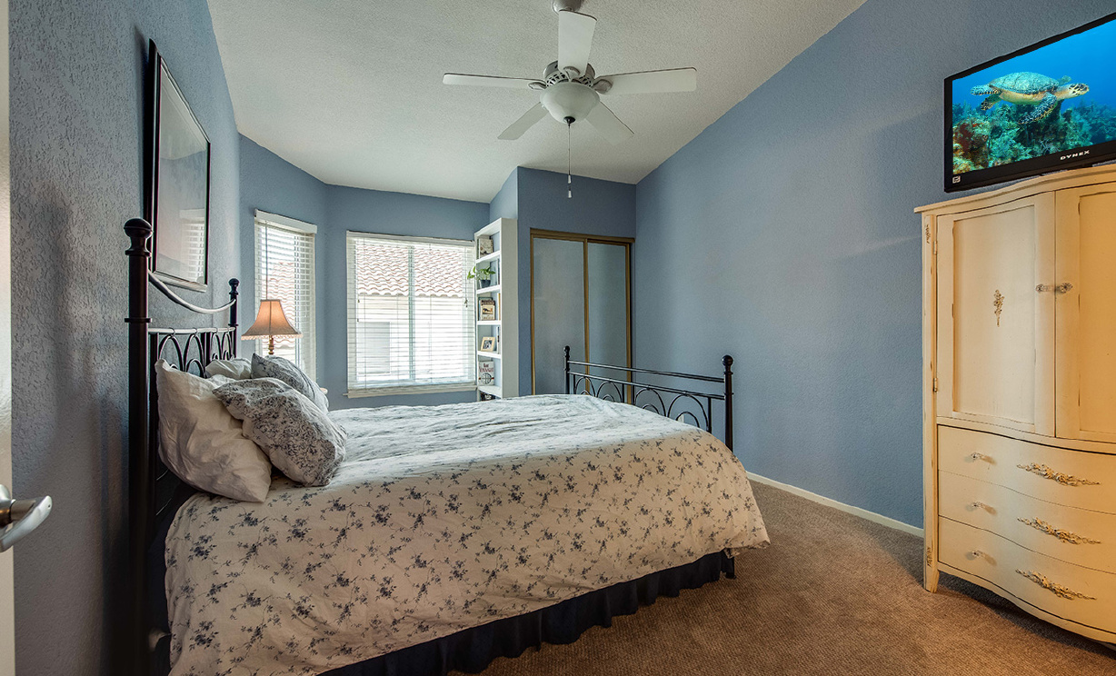 16 Daylily, Rancho Santa Margarita CA: 