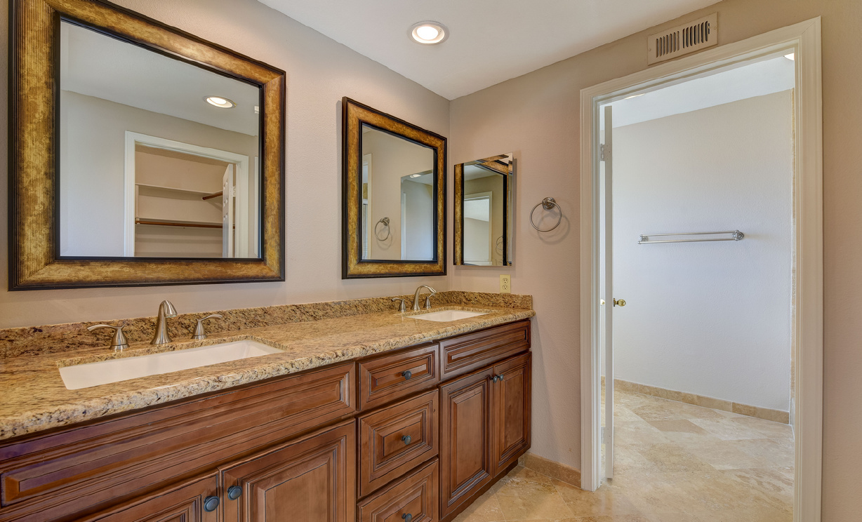 4545   Via Del Buey  , Yorba Linda CA: 