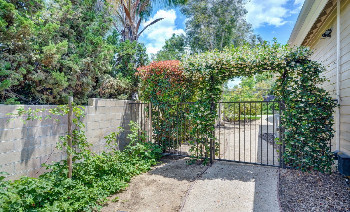 5048 Marshburn Cr, Yorba Linda CA: