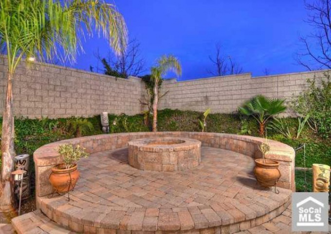 18668 Oaklawn Ln, Yorba Linda CA: 