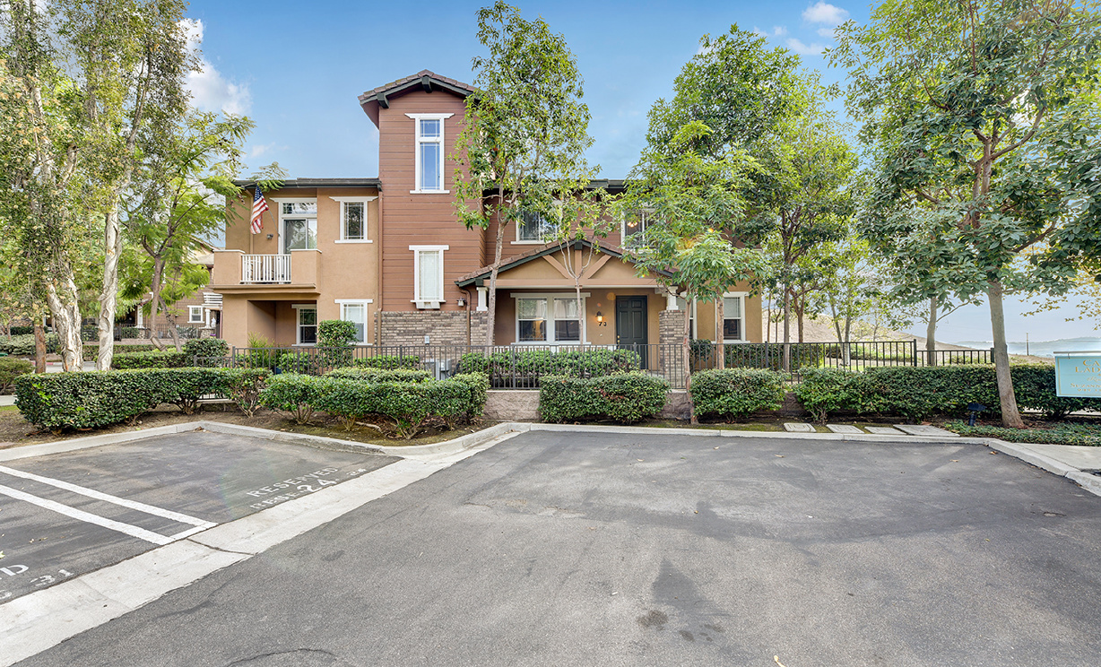 73 Chadron Cir, Ladera Ranch CA: 