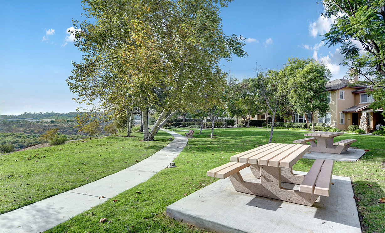 73 Chadron Cir, Ladera Ranch CA: 