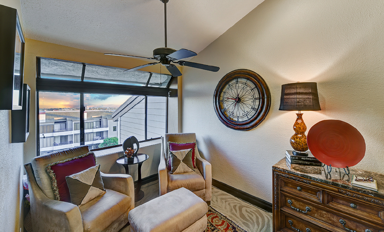 220 Nice Lane, Newport Beach CA: