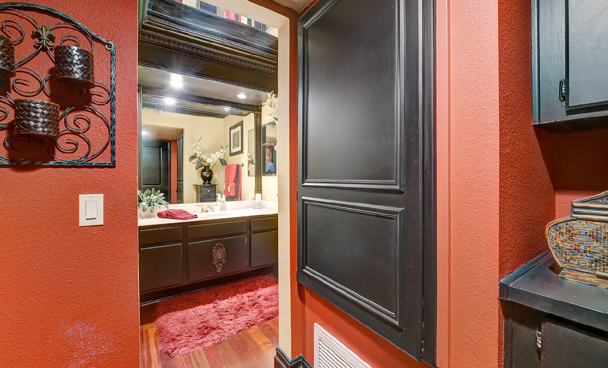 220 Nice Lane, Newport Beach CA: