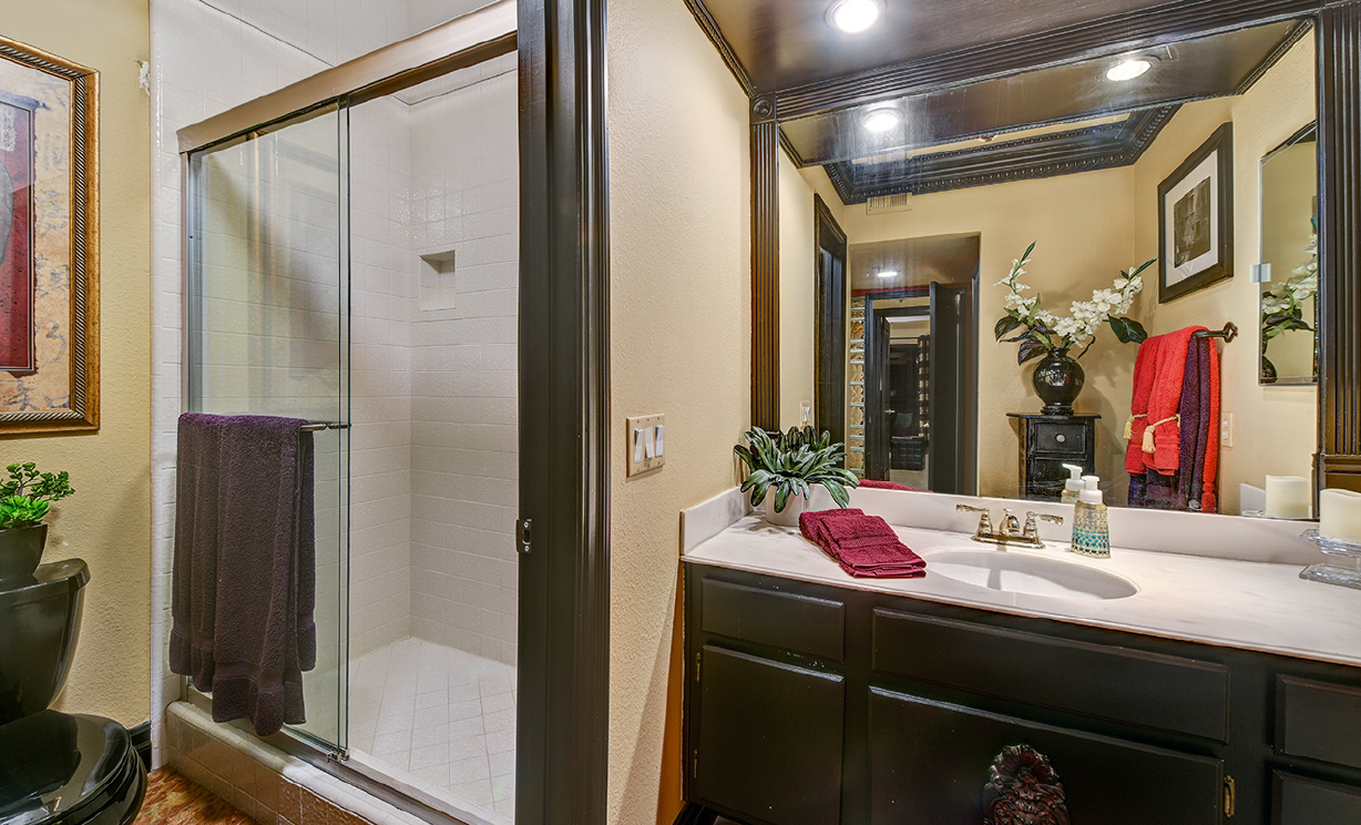 220 Nice Lane, Newport Beach CA: