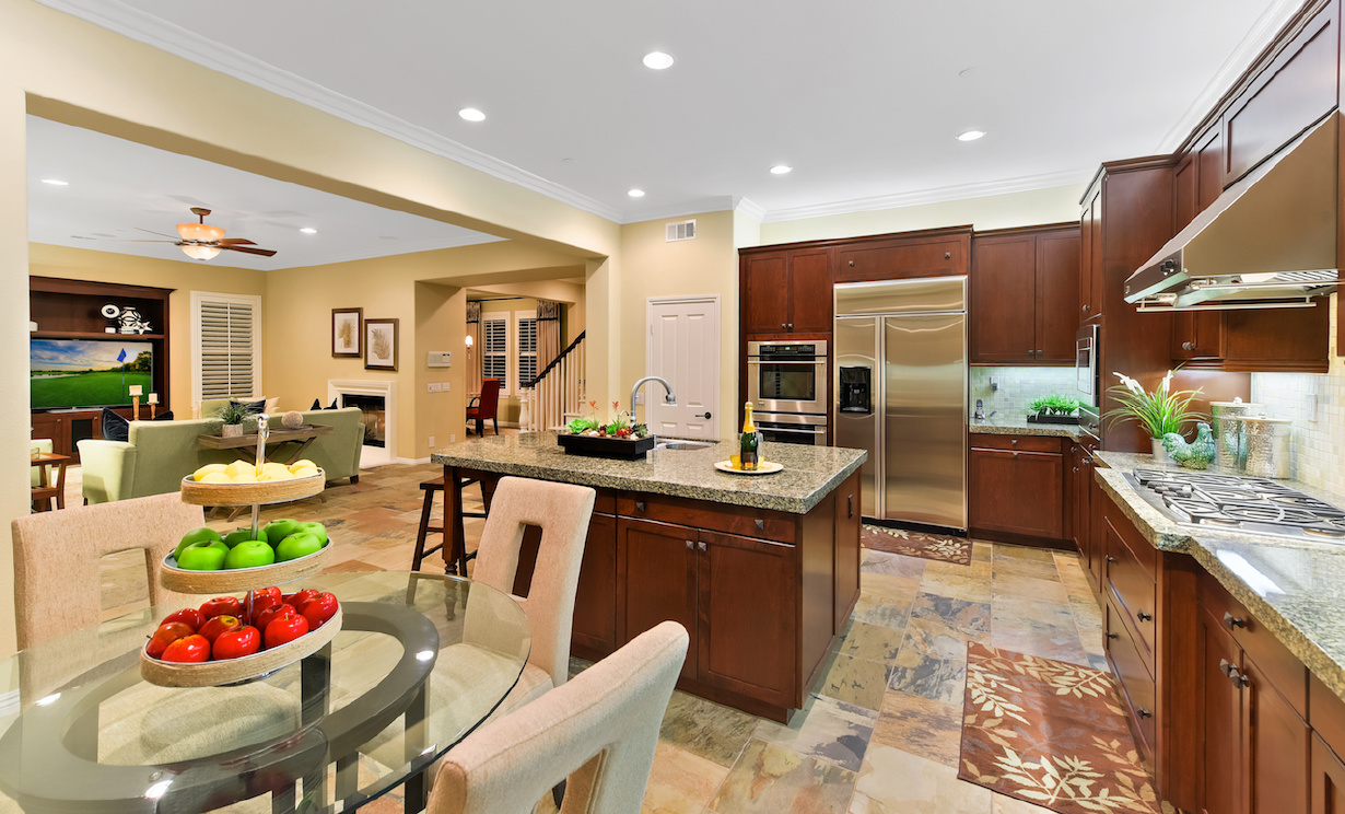 18650 Oaklawn Ln, Yorba Linda CA: