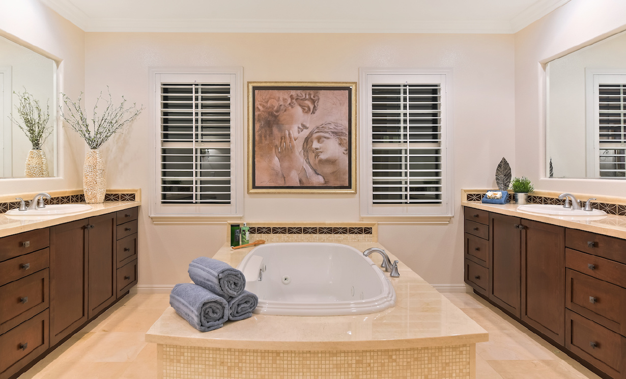 18650 Oaklawn Ln, Yorba Linda CA: