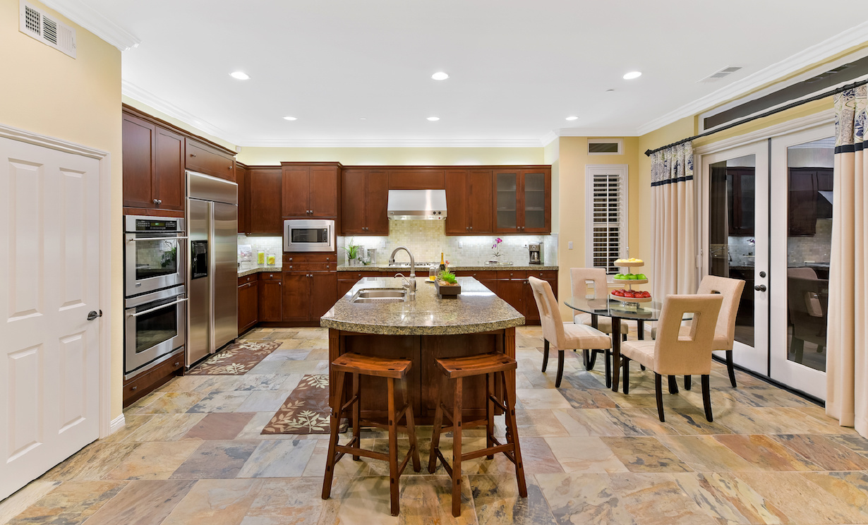 18650 Oaklawn Ln, Yorba Linda CA: