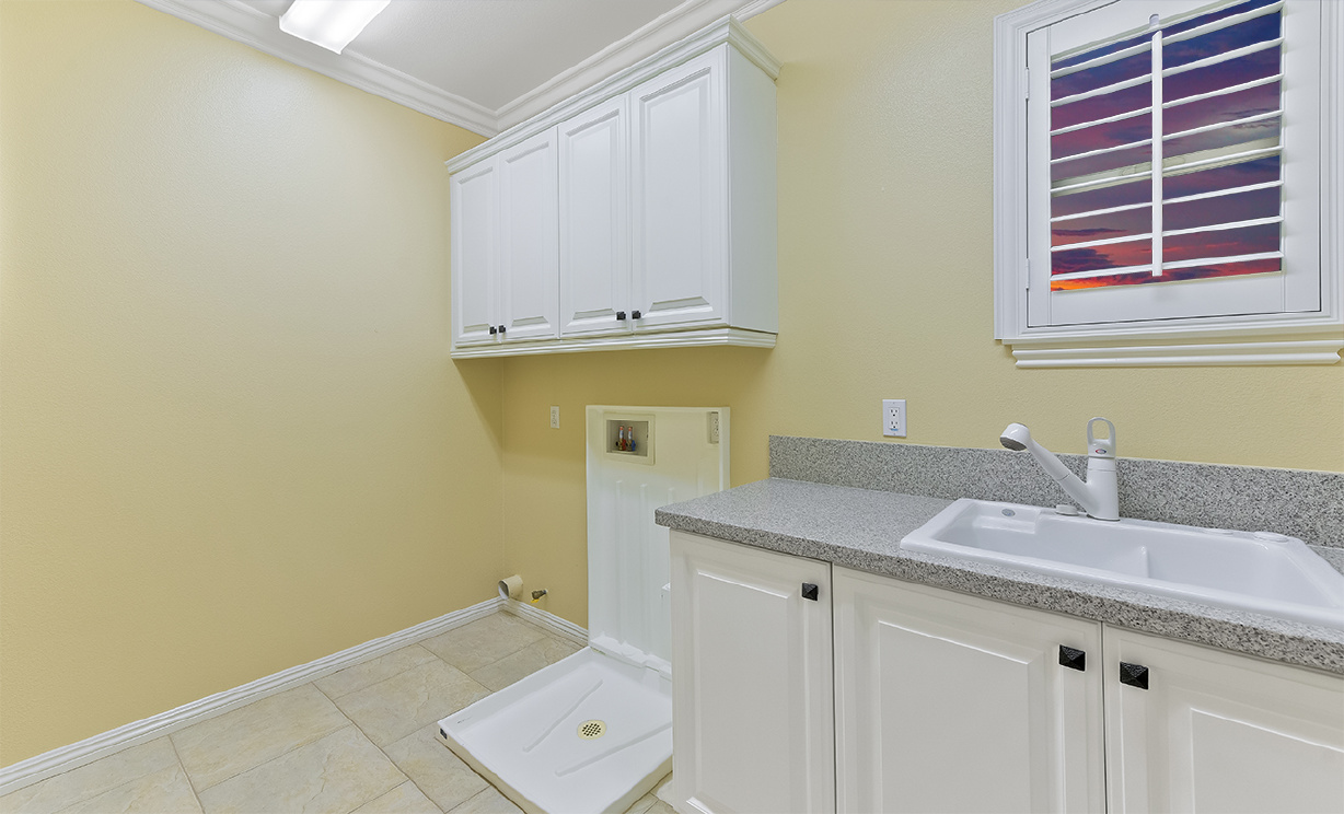 18650 Oaklawn Ln, Yorba Linda CA: