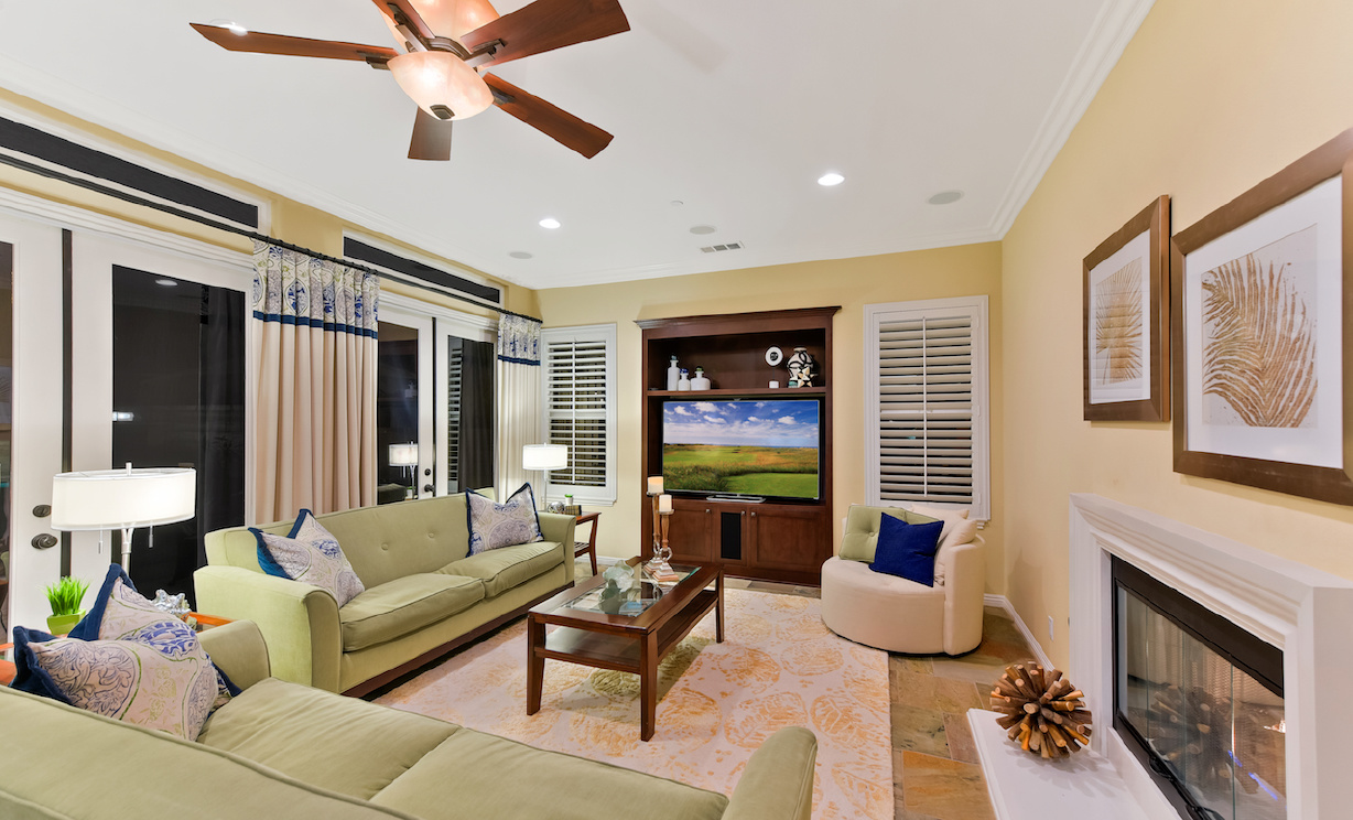 18650 Oaklawn Ln, Yorba Linda CA: