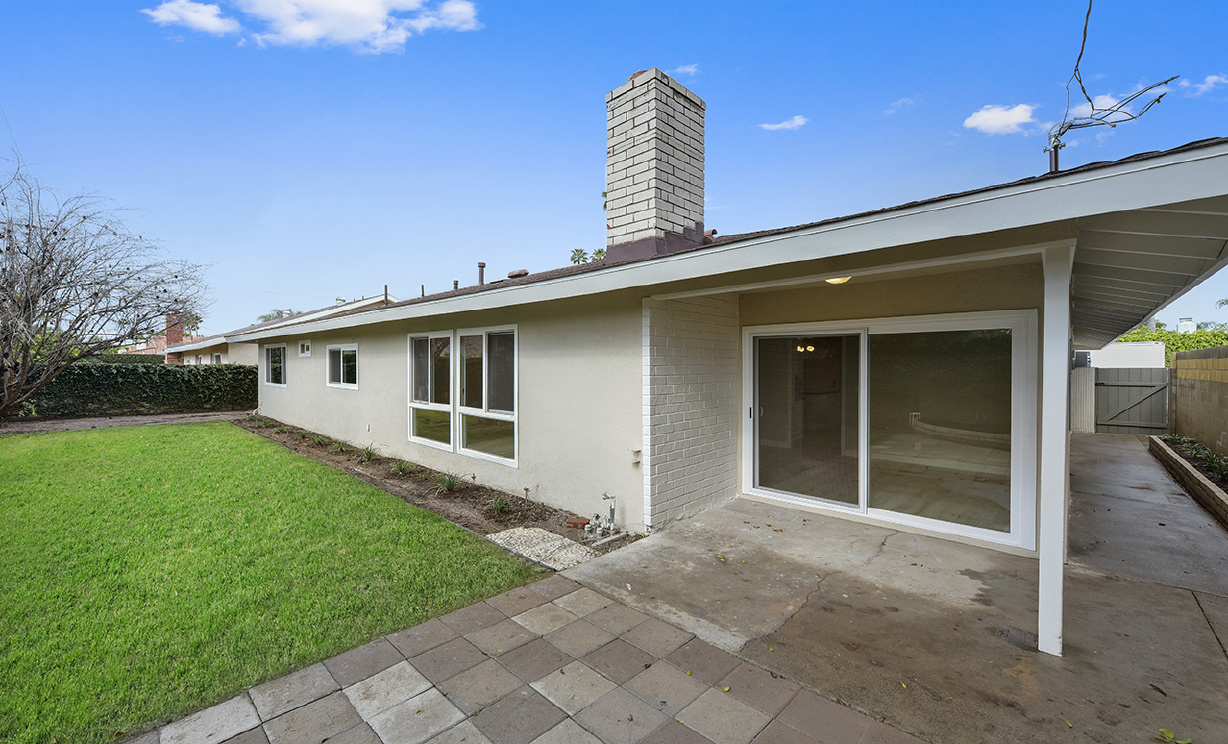 320 Somerset Drive, Placentia CA: 