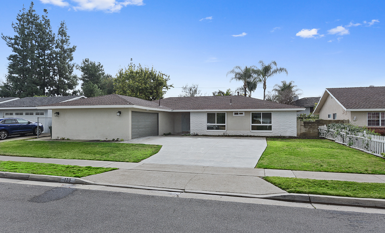 320 Somerset Drive, Placentia CA: 