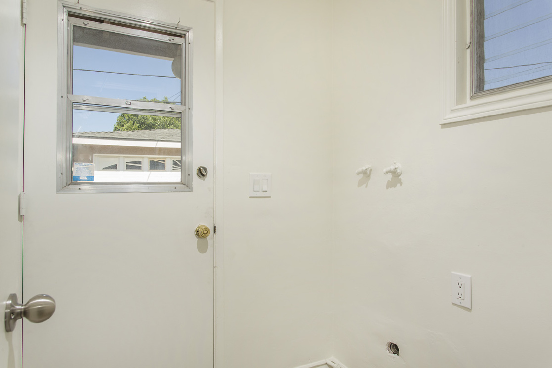 13143 16th Street, Chino CA: