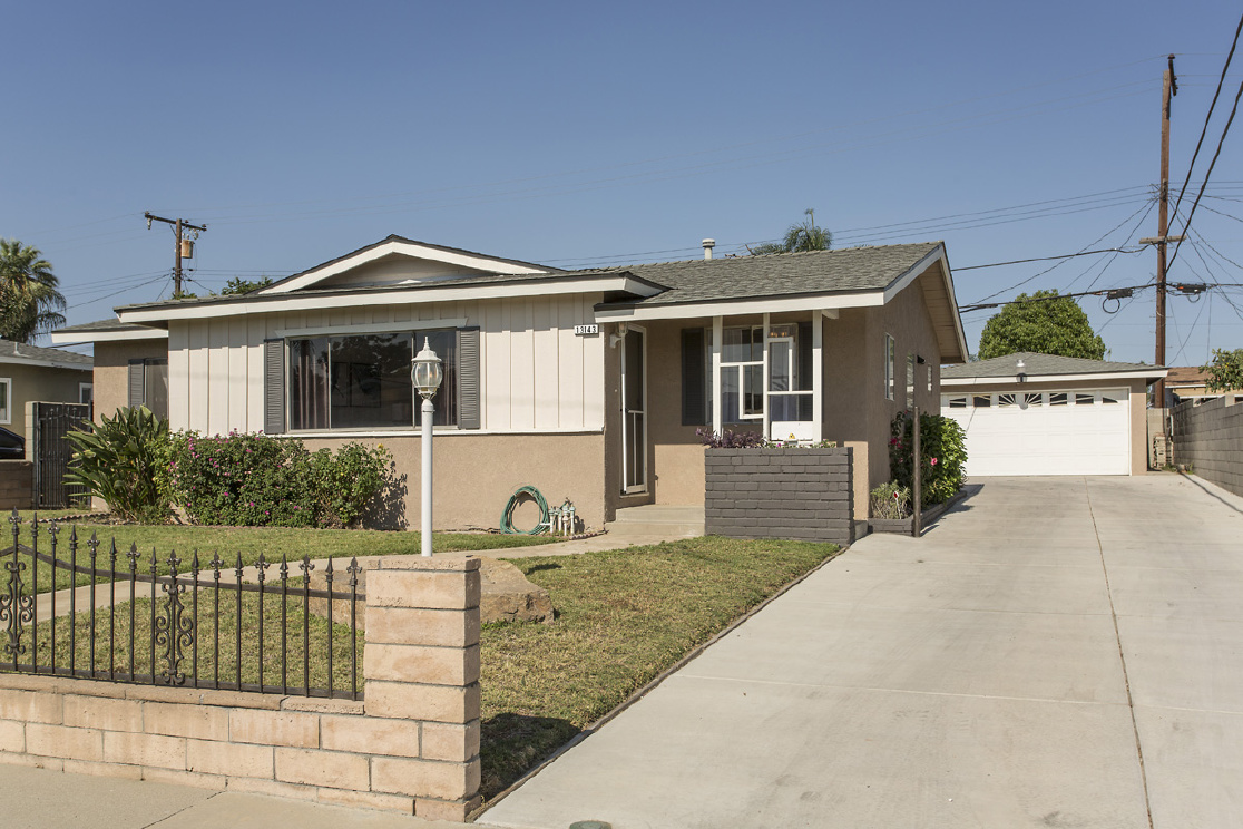 13143 16th Street, Chino CA: